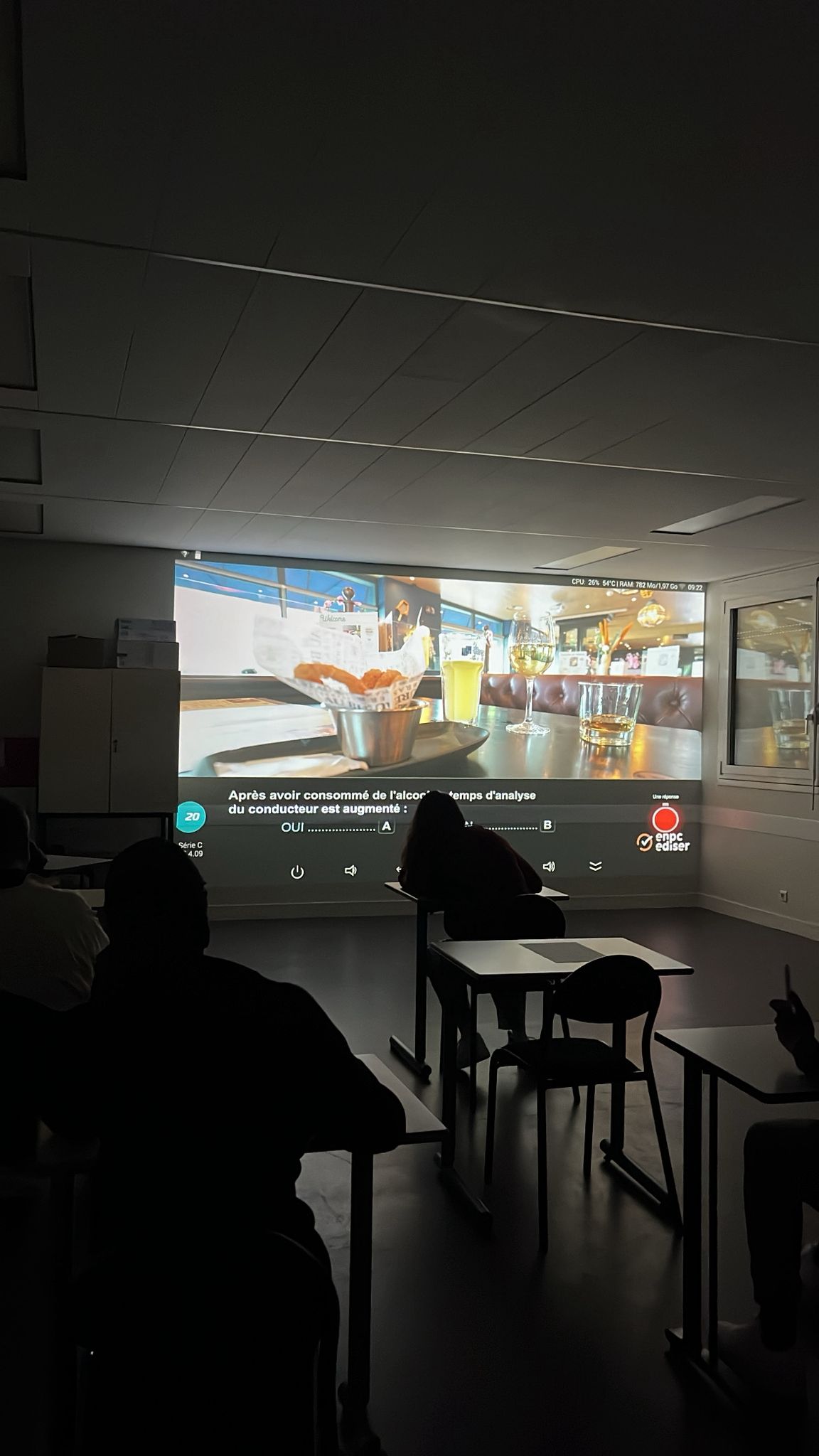 E.F.C Auto-École - Nos véhicules